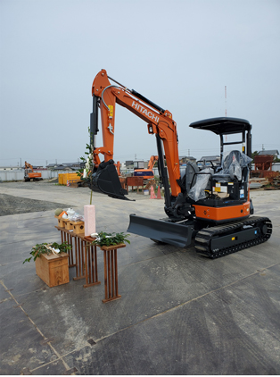 新しい重機が納車されました