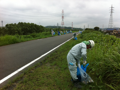 員弁川河川清掃ボランティア活動に参加しました