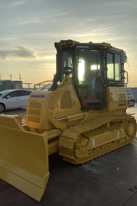 新しいブルドーザーを購入しました